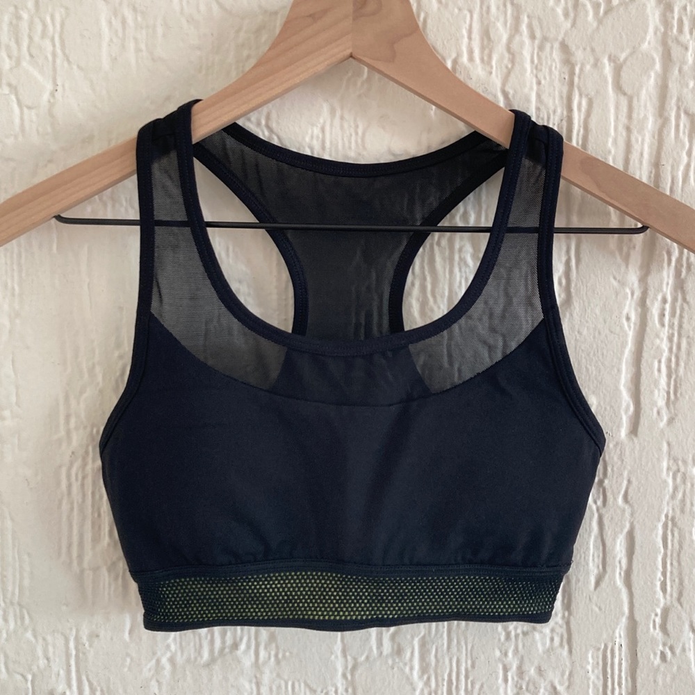 Forever 21 Black Sports Bra Size XS